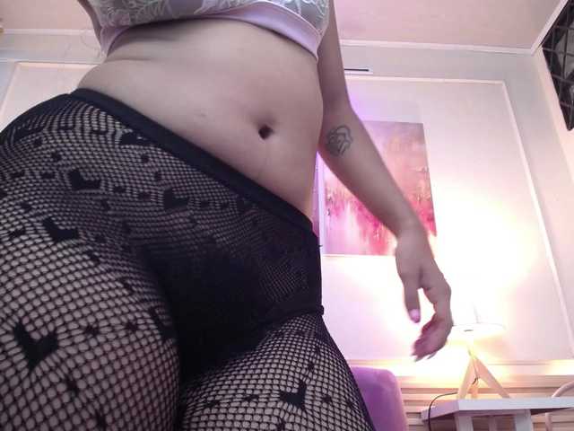 SweetyLally live cam on BongaCams