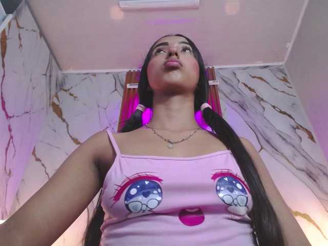 SweetyLally live cam on BongaCams