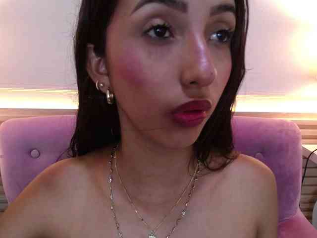 SweetyLally webcam