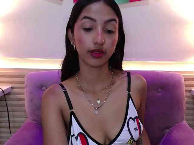 SweetyLally webcam