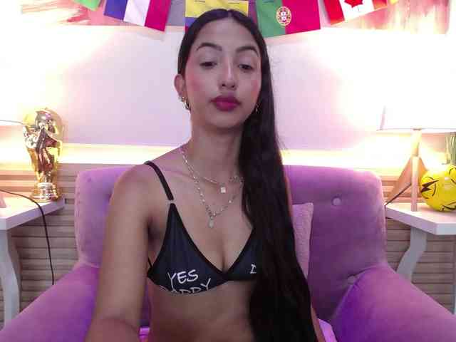 SweetyLally webcam
