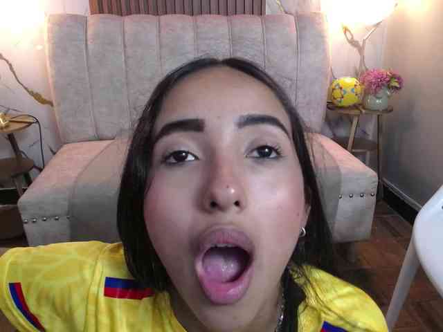 SweetyLally webcam