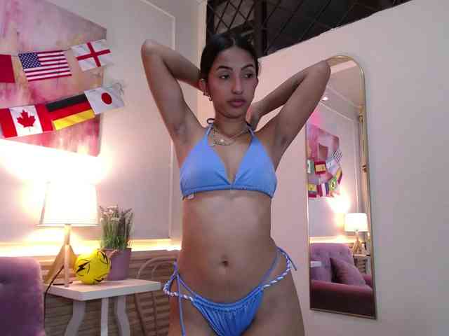 SweetyLally webcam