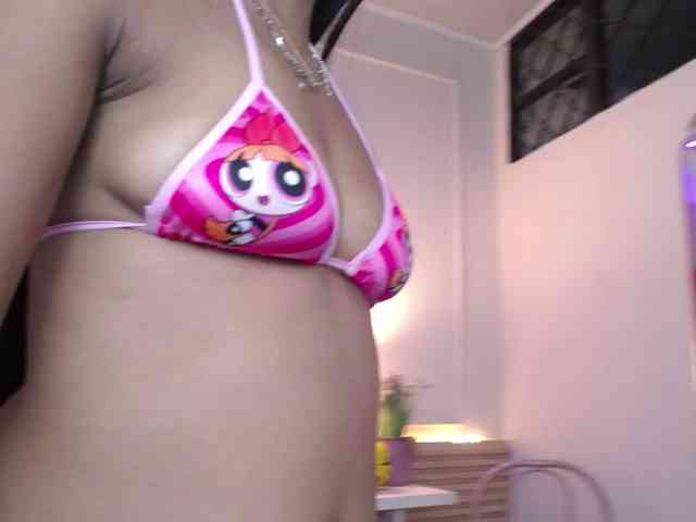 SweetyLally webcam