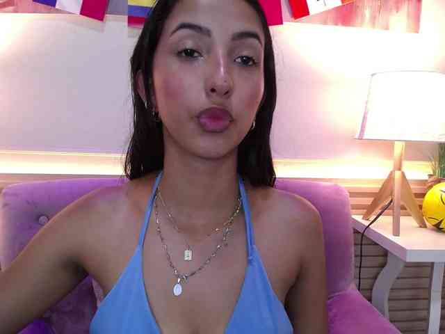 SweetyLally webcam