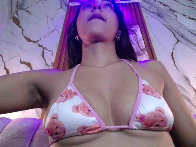 SweetyLally webcam