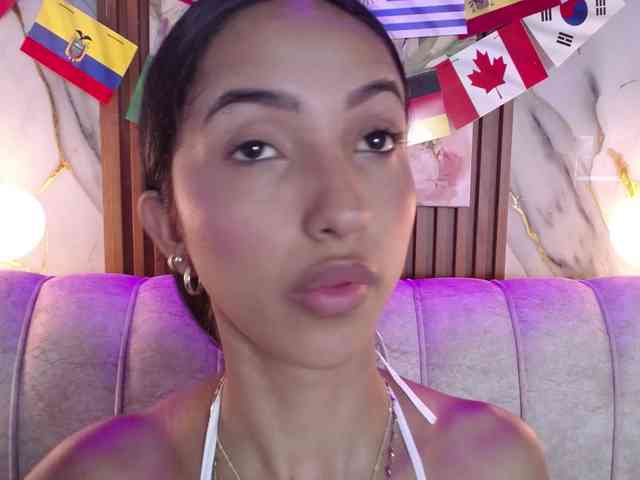 SweetyLally webcam