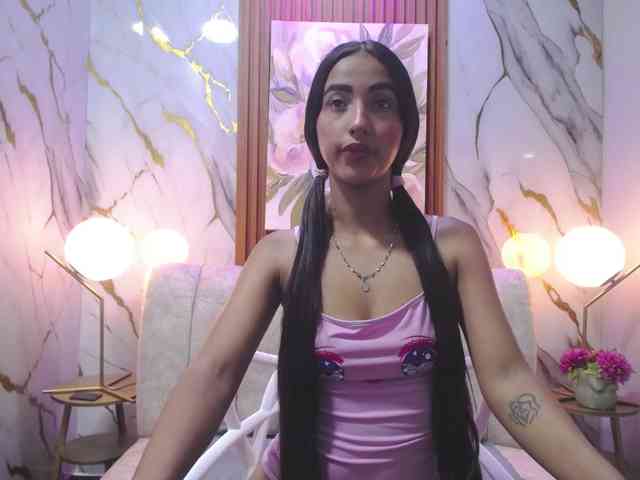 SweetyLally webcam
