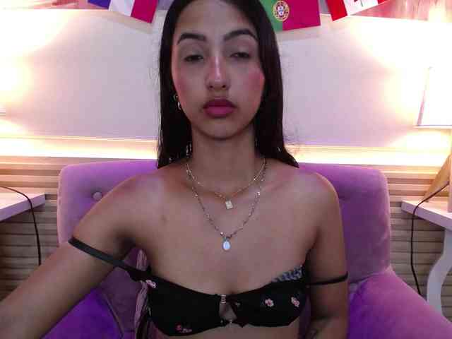 SweetyLally webcam