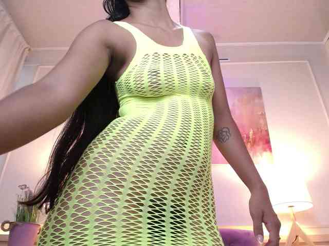 SweetyLally webcam