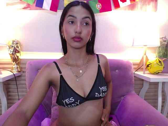 SweetyLally webcam