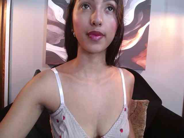 SweetyLally webcam