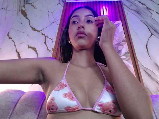 SweetyLally webcam