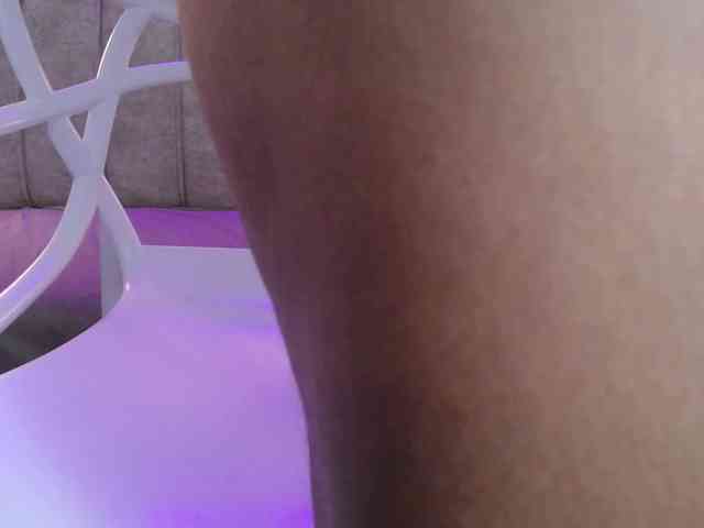 SweetyLally webcam