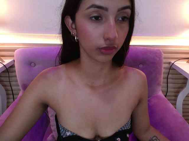 SweetyLally webcam