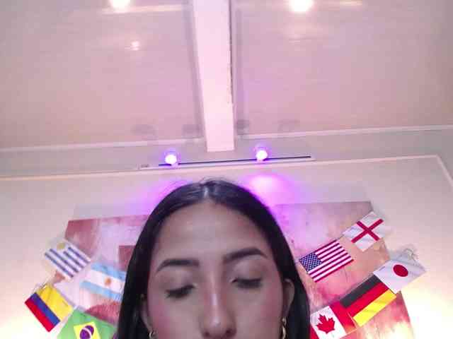 SweetyLally webcam