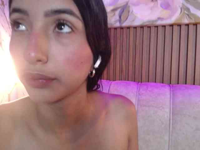 SweetyLally webcam