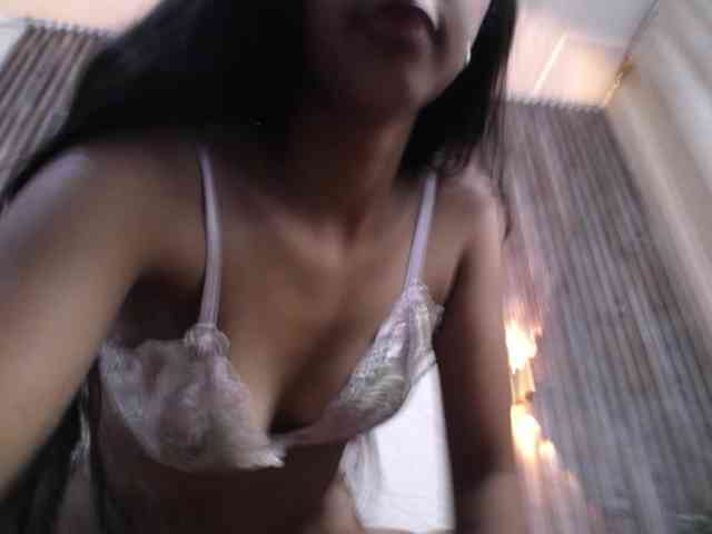 SweetyLally webcam
