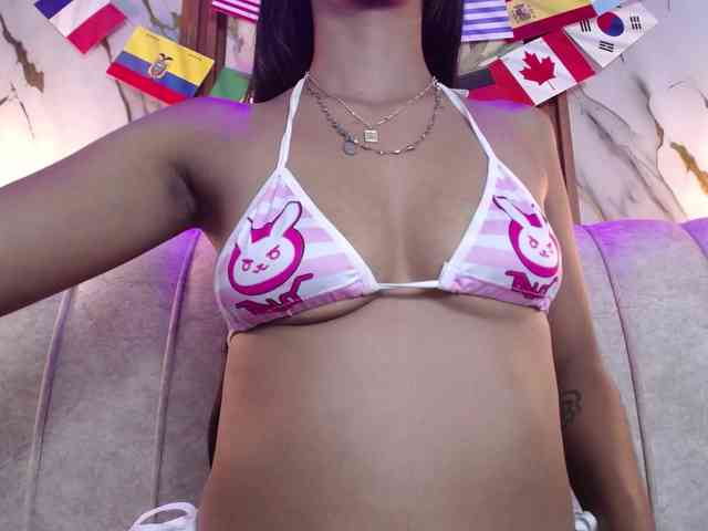 SweetyLally webcam
