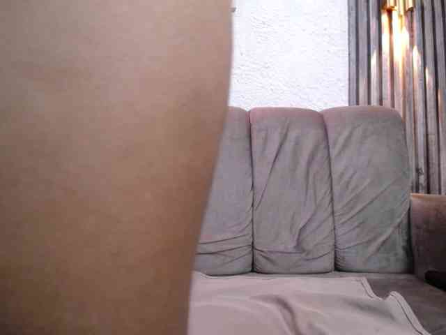 SweetyLally webcam