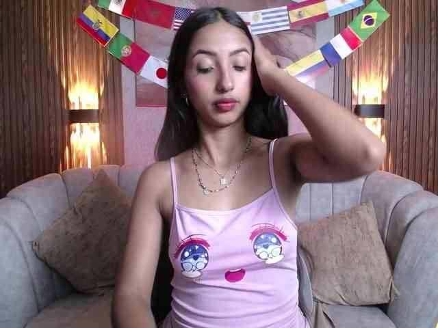SweetyLally webcam