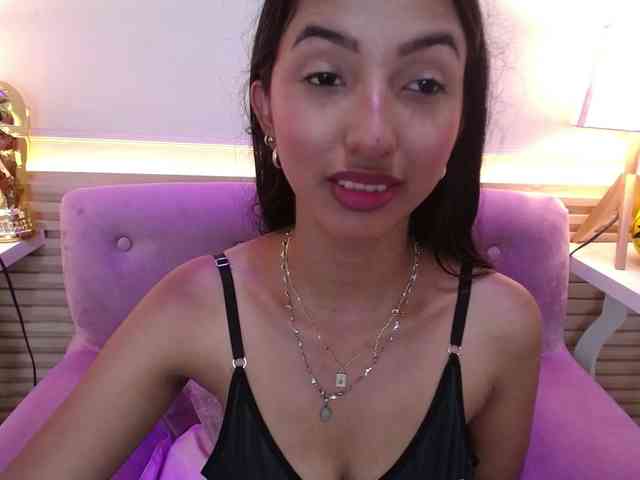 SweetyLally webcam