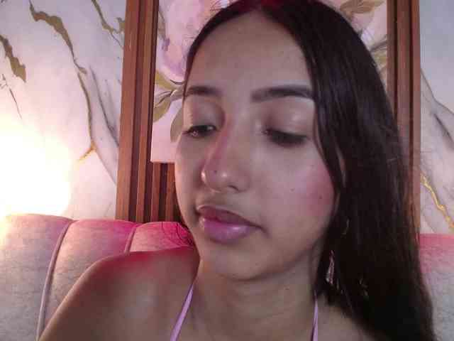 SweetyLally webcam
