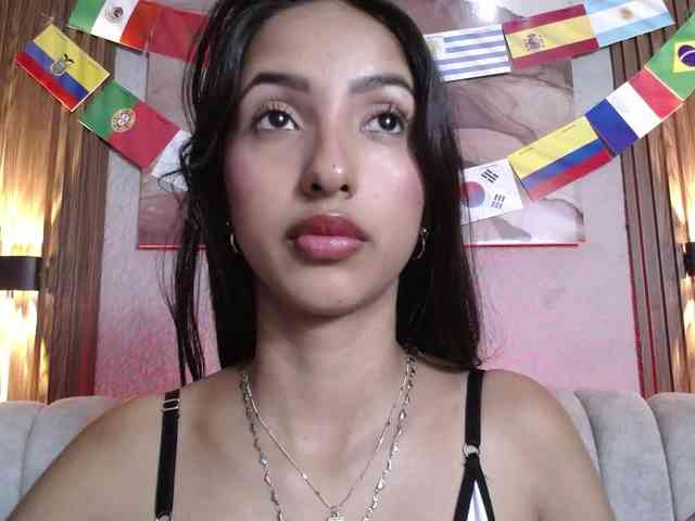 SweetyLally webcam