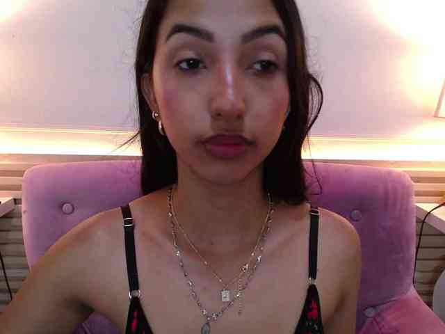 SweetyLally webcam
