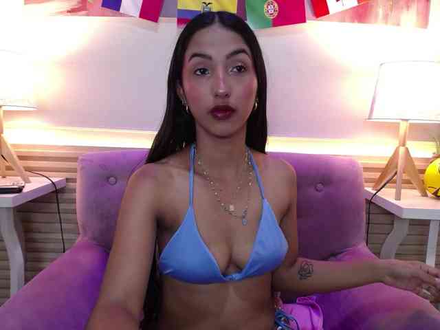 SweetyLally webcam