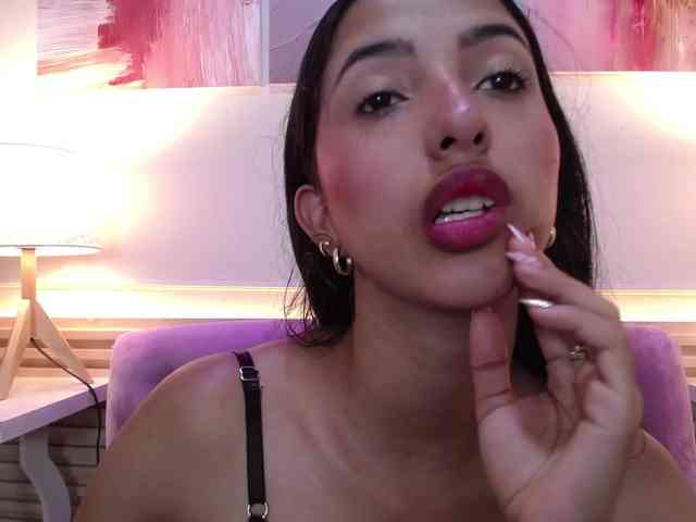 SweetyLally webcam