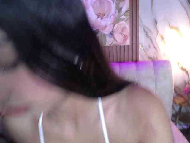 SweetyLally webcam