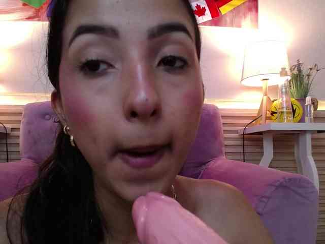 SweetyLally webcam