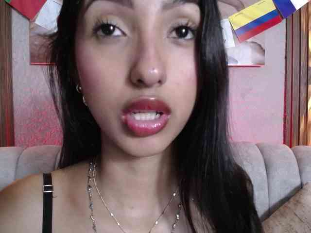 SweetyLally webcam