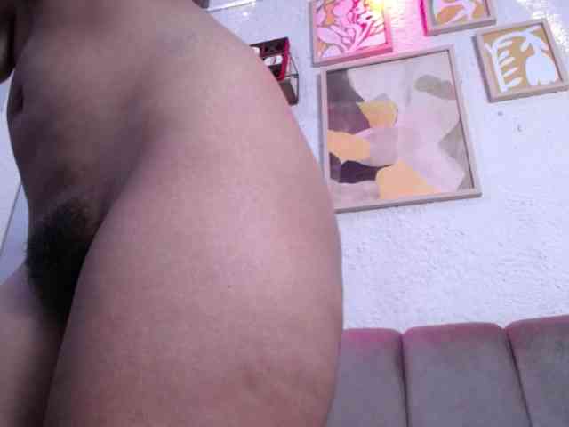SweetyLally webcam