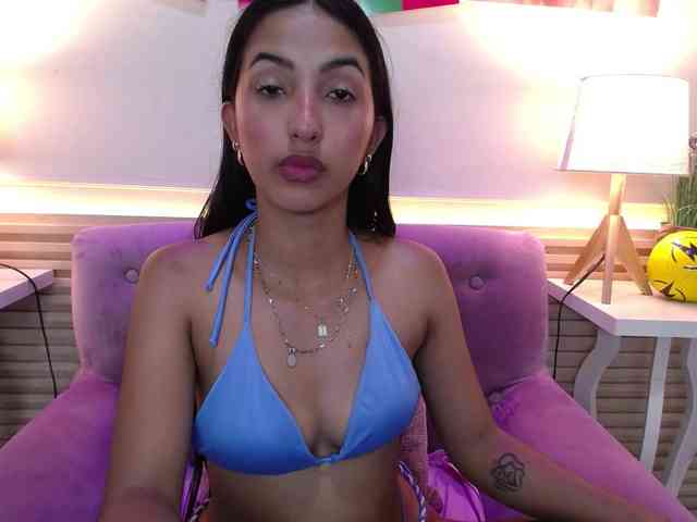 SweetyLally webcam