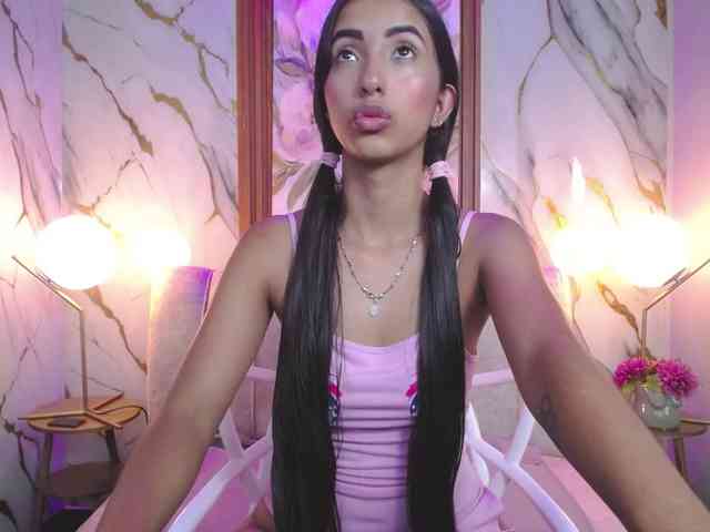 SweetyLally webcam