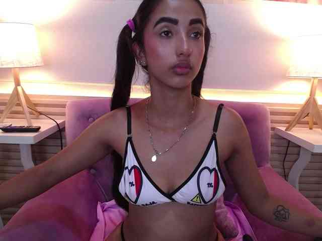 Model: sweetylally