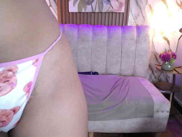 SweetyLally webcam