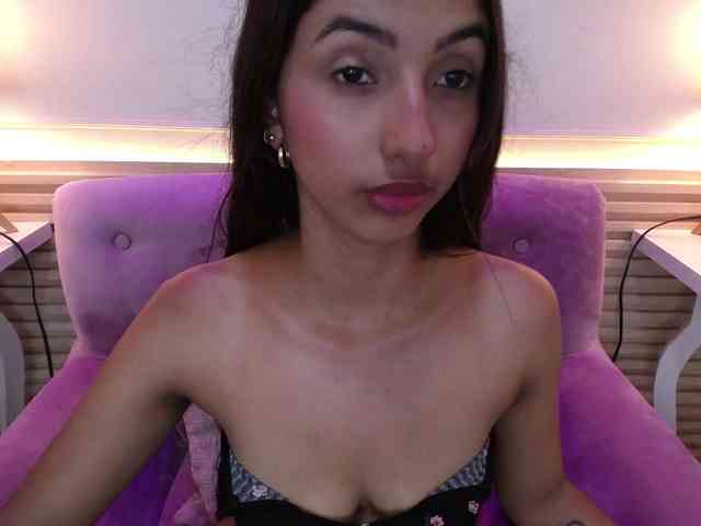 SweetyLally webcam