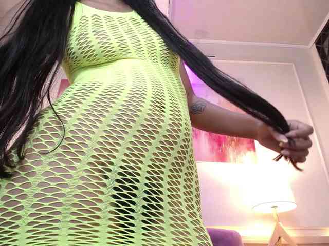 SweetyLally webcam