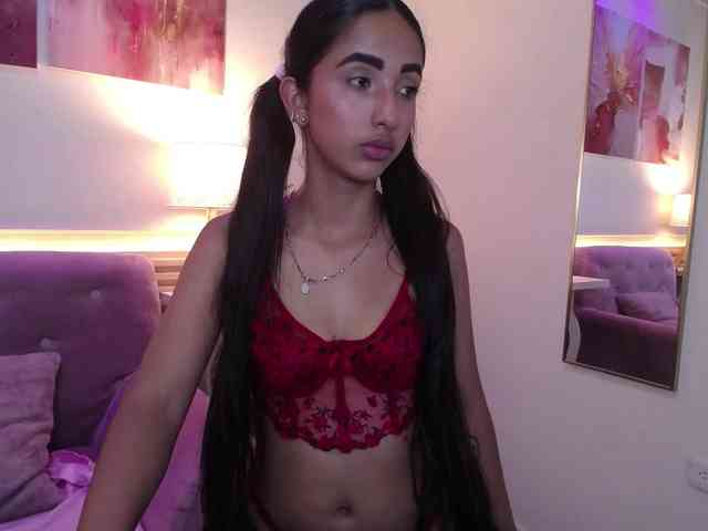 SweetyLally webcam
