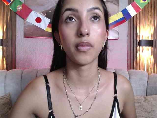 SweetyLally webcam