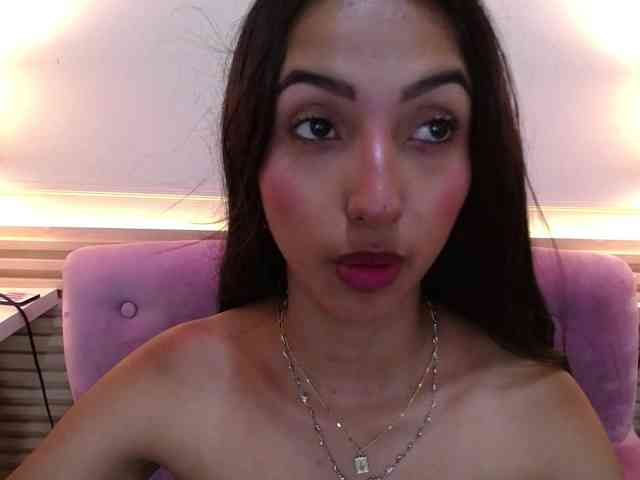 SweetyLally webcam