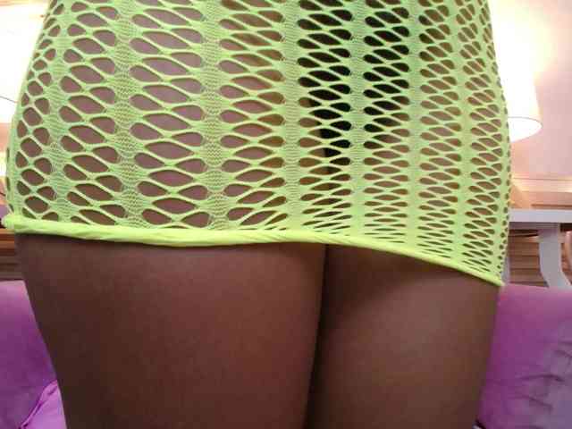 SweetyLally webcam