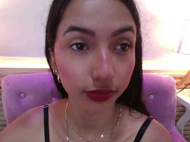 SweetyLally webcam