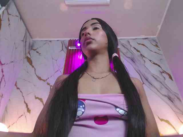 SweetyLally webcam