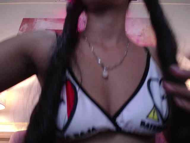 SweetyLally webcam