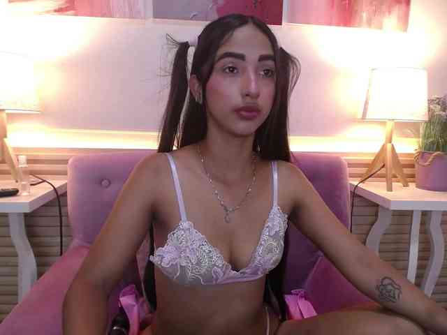 SweetyLally webcam