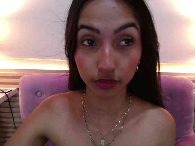 SweetyLally webcam